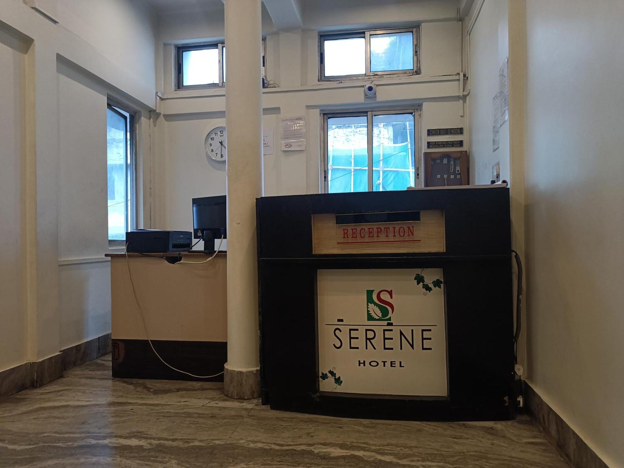 Hotel Serene 西隆 外观 照片