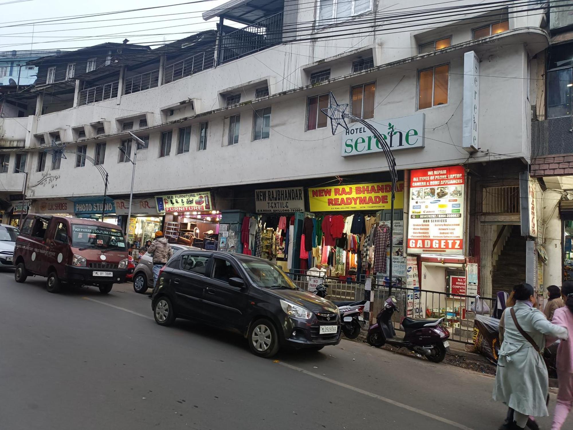 Hotel Serene 西隆 外观 照片